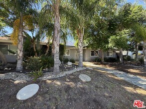 10609 Reseda Blvd in Los Angeles, CA - Building Photo - Building Photo