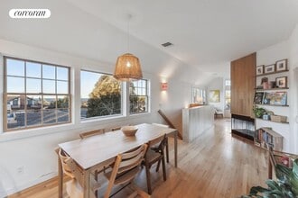 18 Pine Tree Dr in Montauk, NY - Building Photo - Building Photo