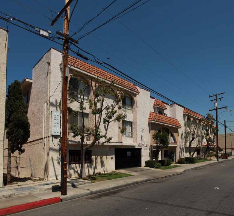 Valencia I in Hawthorne, CA - Foto de edificio