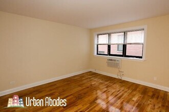 555 W Arlington Pl, Unit A04C in Chicago, IL - Building Photo - Building Photo