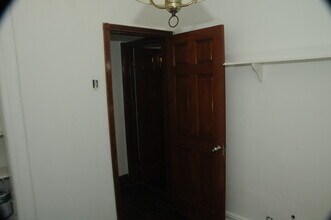 3367 John F Kennedy Blvd, Unit Apt. 2 in Jersey City, NJ - Building Photo - Building Photo