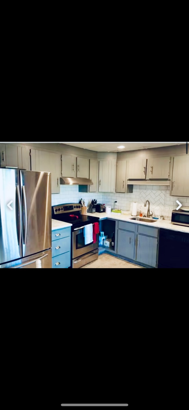 16 Lawrence St, Unit 2