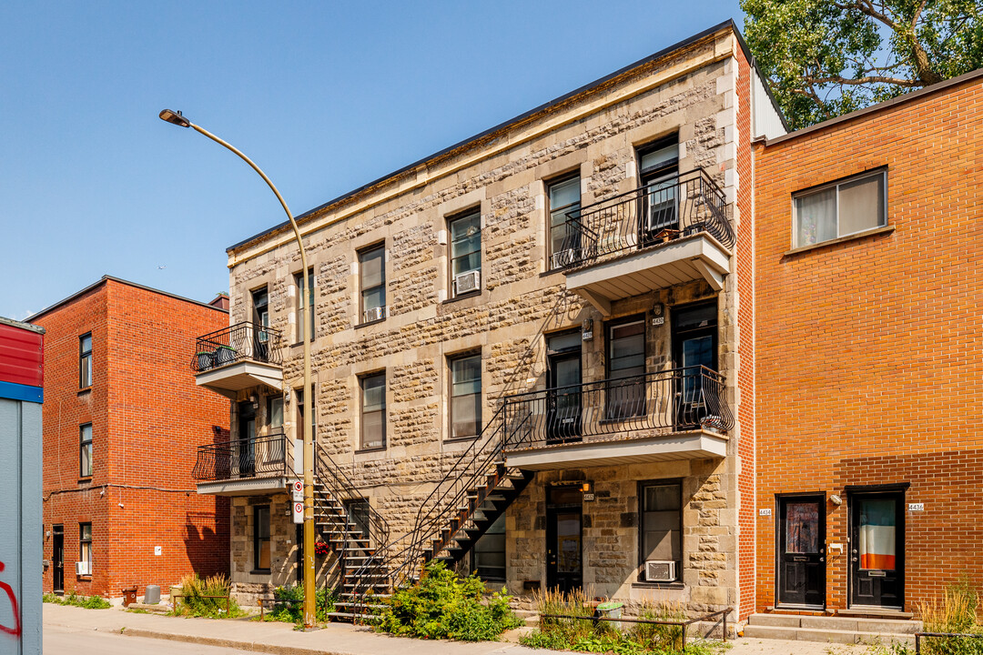 4432 Saint-Antoine Rue O in Montréal, QC - Building Photo
