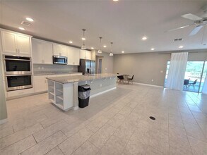 206 Barrington Dr in Haines City, FL - Building Photo - Building Photo