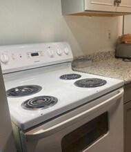 9 Clinton Ct in New Castle, DE - Foto de edificio - Building Photo