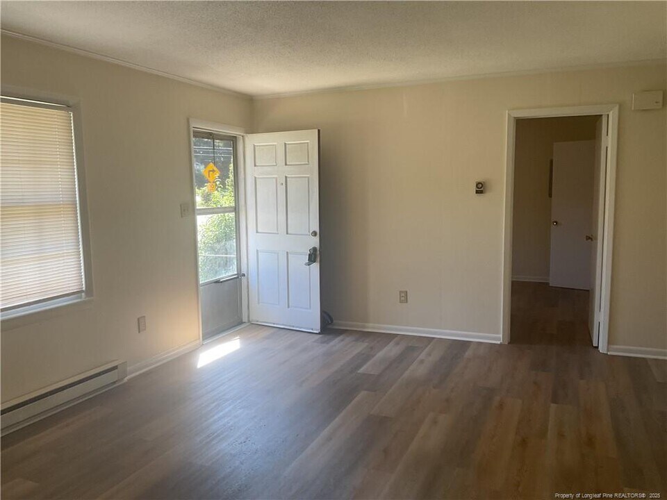814 Varsity Dr in Fayetteville, NC - Building Photo