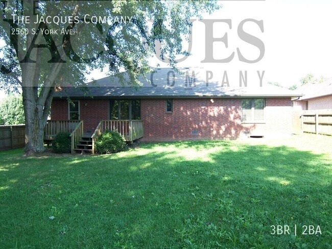 2560 S York Ave in Springfield, MO - Building Photo - Building Photo