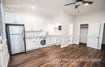 1700 Park St N, Unit 24 in St. Petersburg, FL - Foto de edificio - Building Photo