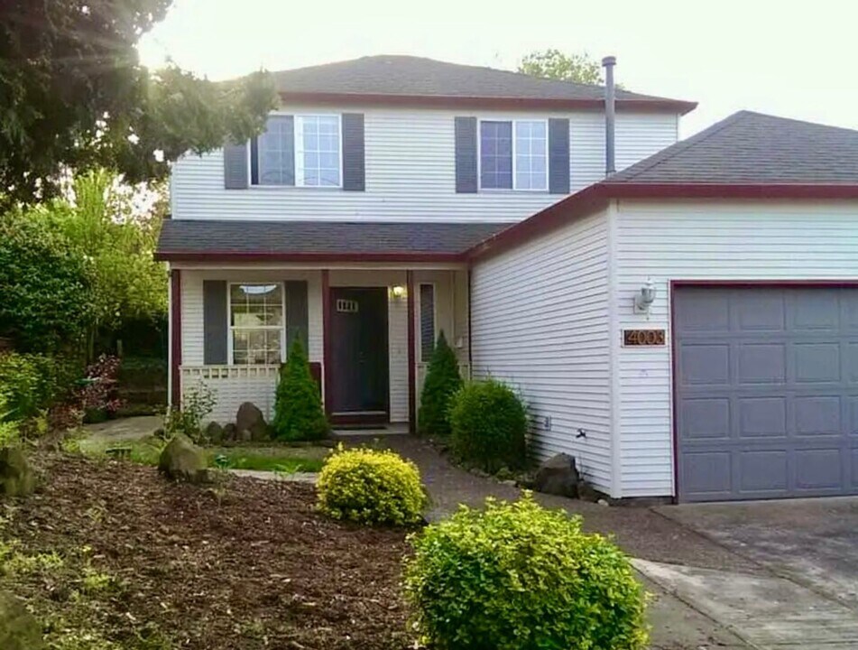 4003 NE 71st Ave in Portland, OR - Building Photo