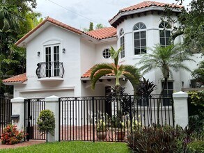 4110 Pamona Ave in Miami, FL - Building Photo - Building Photo