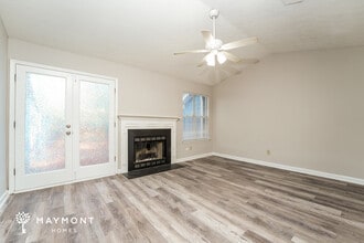 1099 Old Saybrook Ct in Stone Mountain, GA - Building Photo - Building Photo