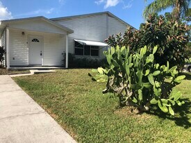 1625 Belem St SE in Palm Bay, FL - Building Photo