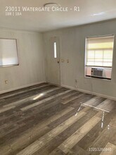 23011 Watergate Cir, Unit R1 in Boca Raton, FL - Foto de edificio - Building Photo
