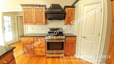 257 E Stonewater Ct in Eagle, ID - Building Photo - Building Photo