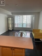 750 Bay St. in Toronto, ON - Building Photo - Building Photo