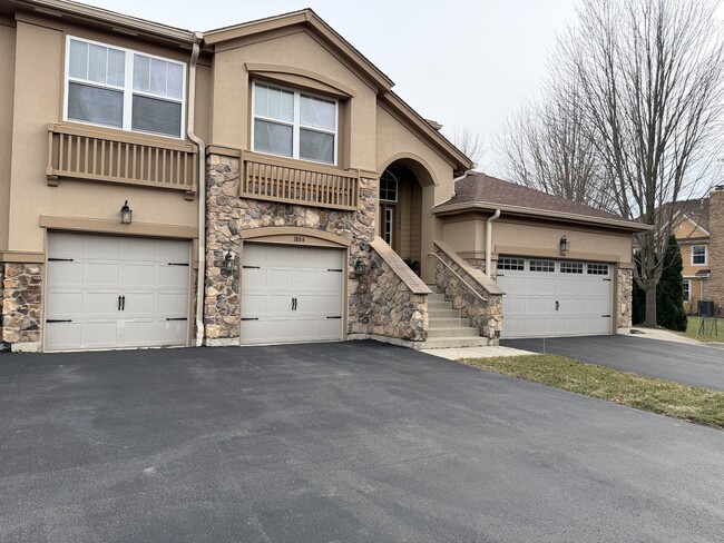 1804 Crenshaw Cir in Vernon Hills, IL - Building Photo - Building Photo