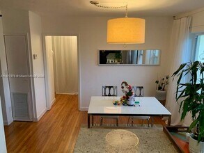 735 NE 91st St in Miami Shores, FL - Building Photo - Building Photo