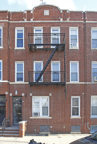 323 82nd St in Brooklyn, NY - Foto de edificio - Building Photo