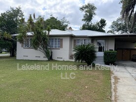 3115 Buckingham Ave in Lakeland, FL - Building Photo
