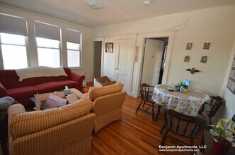1612 Commonwealth Ave, Unit 24 in Boston, MA - Building Photo - Building Photo