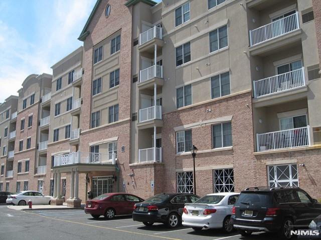property at 2411 Windsor Park Ct
