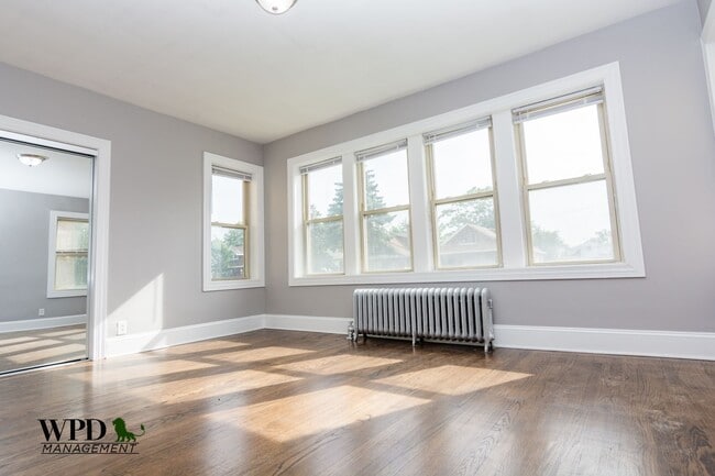 7552 S Carpenter St, Unit 2