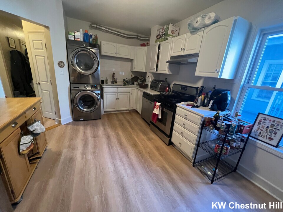 6 Wise St, Unit 1 in Boston, MA - Building Photo
