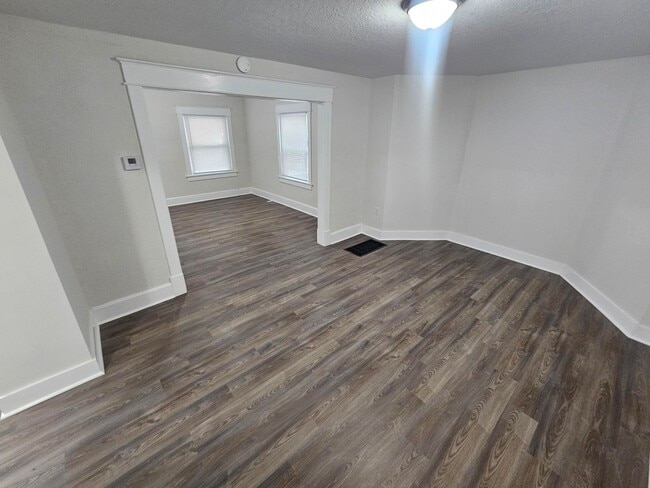 618 Catalpa Ave in Lima, OH - Foto de edificio - Building Photo