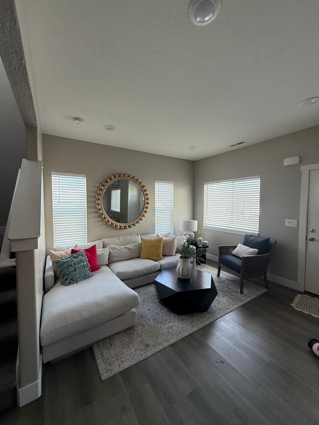 55 W 440 N in Smithfield, UT - Foto de edificio - Building Photo