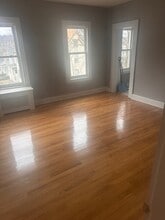 634 Lincoln Ave, Unit 2 in Orange, NJ - Foto de edificio - Building Photo