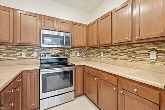 825 Central Park Ave in Greensboro, NC - Building Photo - Building Photo