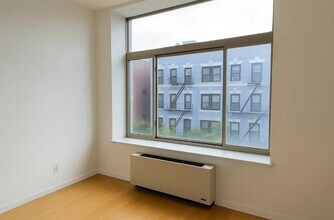 1952 First Avenue in New York, NY - Building Photo - Building Photo