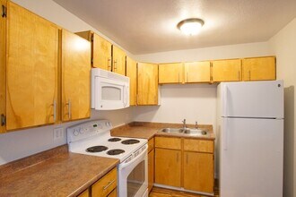 3510 SE 15th Ave in Portland, OR - Building Photo - Building Photo