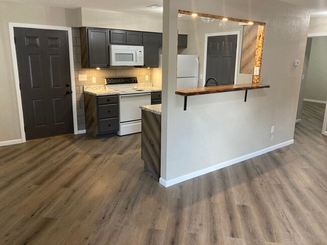 property at 4973 Horseshoe Bend Pkwy