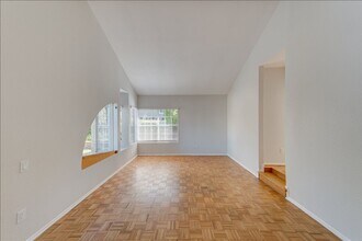 407 Village Center Dr in Encinitas, CA - Building Photo - Building Photo