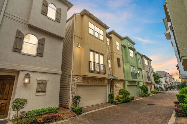 2820 Sherwin St in Houston, TX - Building Photo - Building Photo