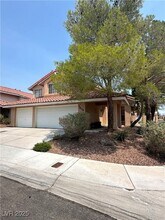 7604 Cruz B in Las Vegas, NV - Building Photo - Building Photo