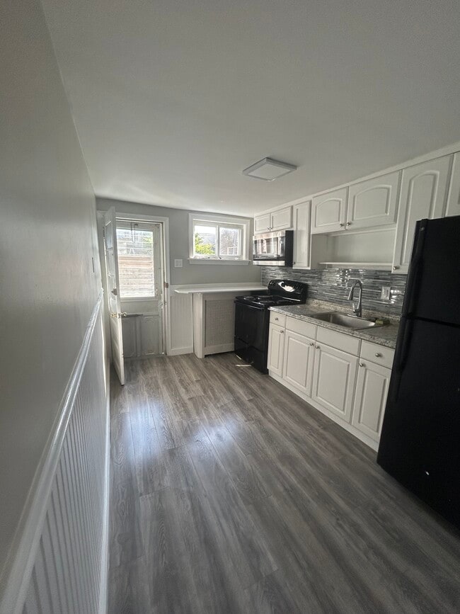 property at 2537 E Norris St