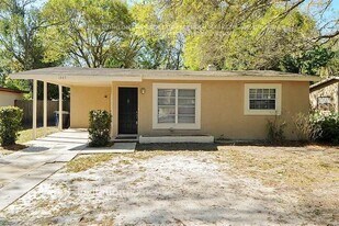 1345 Terrace Rd in Clearwater, FL - Building Photo