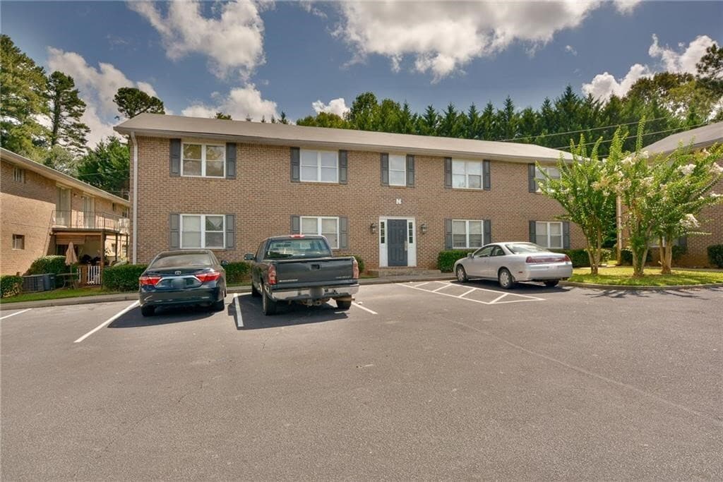 393 Stone Mountain St, Unit 393 Stone Mountain St #N4 in Lawrenceville, GA - Building Photo