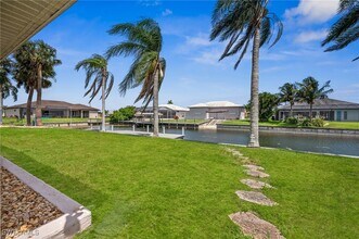 516 SW 8th St in Cape Coral, FL - Building Photo - Building Photo