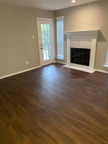 3206 S Fielder Rd in Arlington, TX - Building Photo - Building Photo