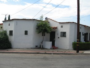 5226 San Rafael Ave in Los Angeles, CA - Building Photo - Other