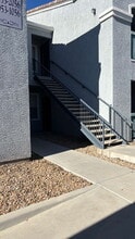 6955 N Durango Dr in Las Vegas, NV - Building Photo - Building Photo
