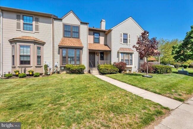 38 Burgundy Dr in Evesham, NJ - Building Photo - Building Photo