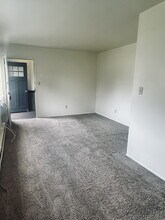 2911 Ronan St in Midland, MI - Building Photo - Building Photo