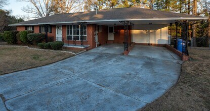 1802 Olympia Ct in Fayetteville, NC - Building Photo - Building Photo