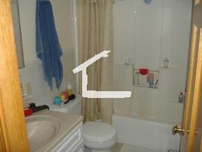 33 Fairbanks St-Unit -2 in Boston, MA - Building Photo - Building Photo