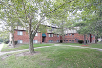 Park Hill Apartments in Wayne, MI - Building Photo - Building Photo