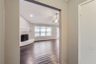 5607 Circlegate Dr in Spring, TX - Building Photo - Building Photo
